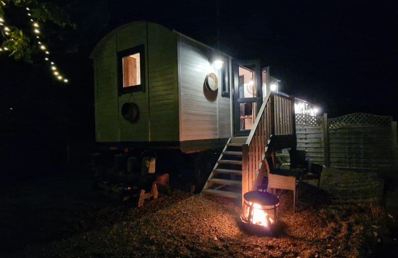 Вилла The Cosy Hut Фавершам Экстерьер фото